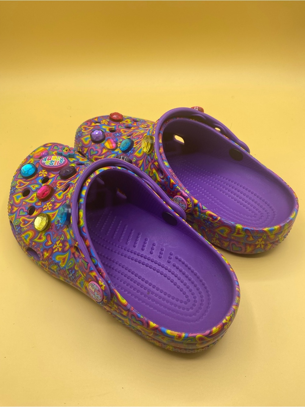 CROCS Kids Purple Multi-Color Heart Print Clogs with Charms - Picture 3 of 4